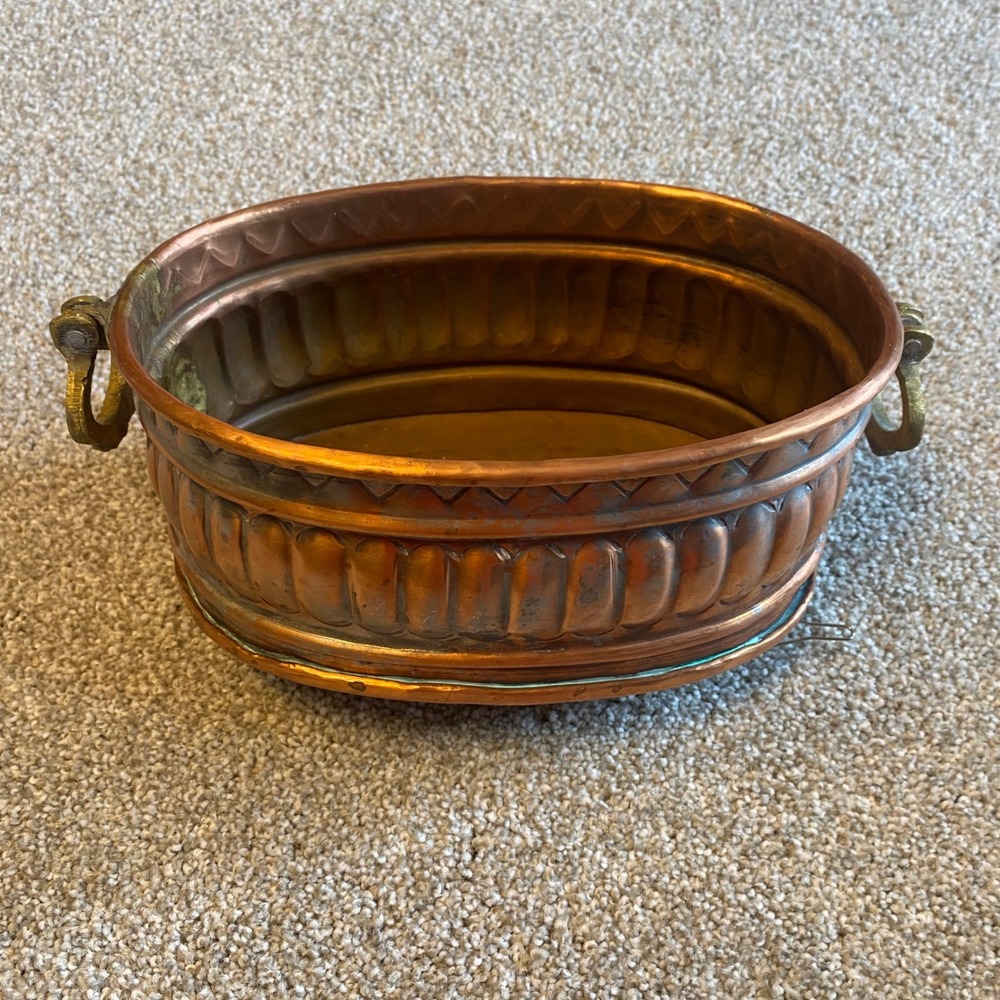 Vintage Hammered‎ Copper Oval Planter Brass Handles Fluted Cachepot Bowl 8 inch